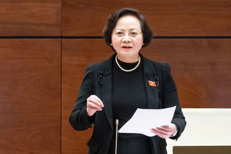 Bộ trưởng Nội vụ